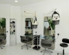 Salon de coiffure refait à neuf idéalement situé